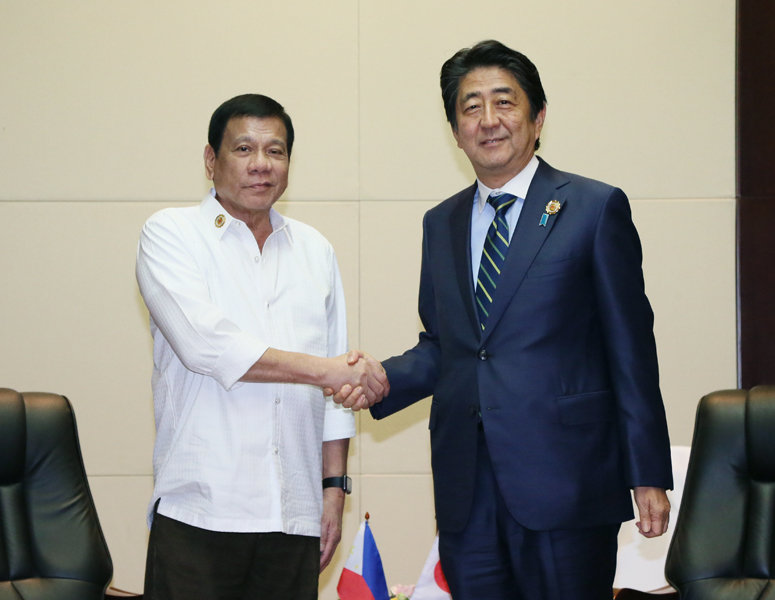 9月6日のできごと(何の日)【安倍首相】フィリピン大統領と会談